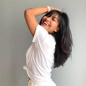 Meet your Posher, Aayushma